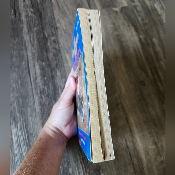 Vintage Scholastic The Baby-Sitters Club Mystery Book Bundle - Picture 3 of 3